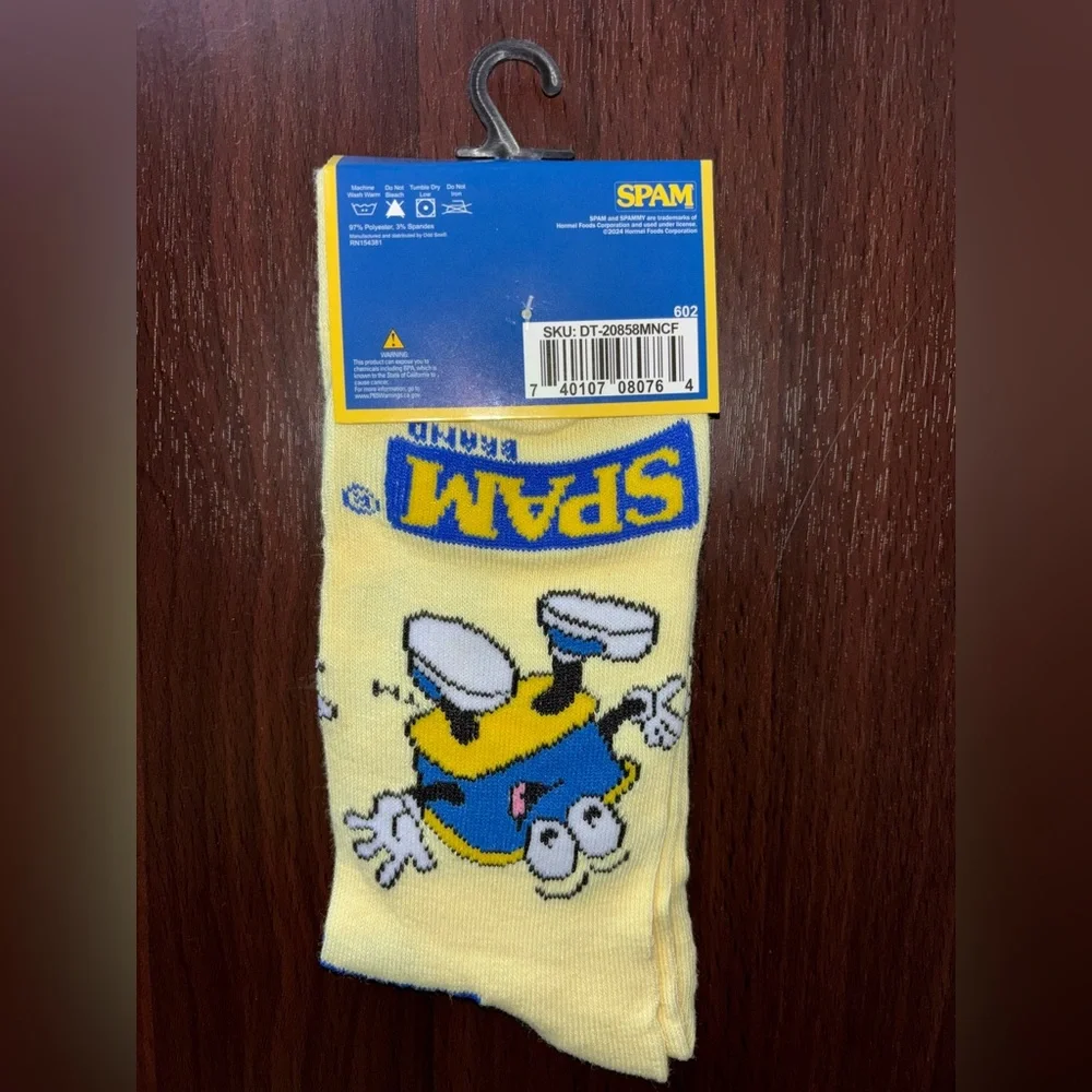 SPAM NOVELTY CREW SOCKS NWT MEN’S SHOE SIZE 6-12